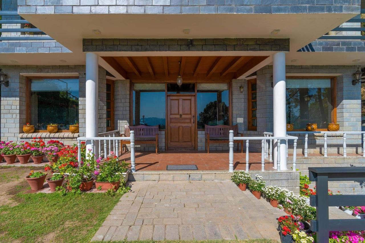 Stayvista At Floradale W Jacuzzi & Wood-Fire Pizza Kasauli Esterno foto
