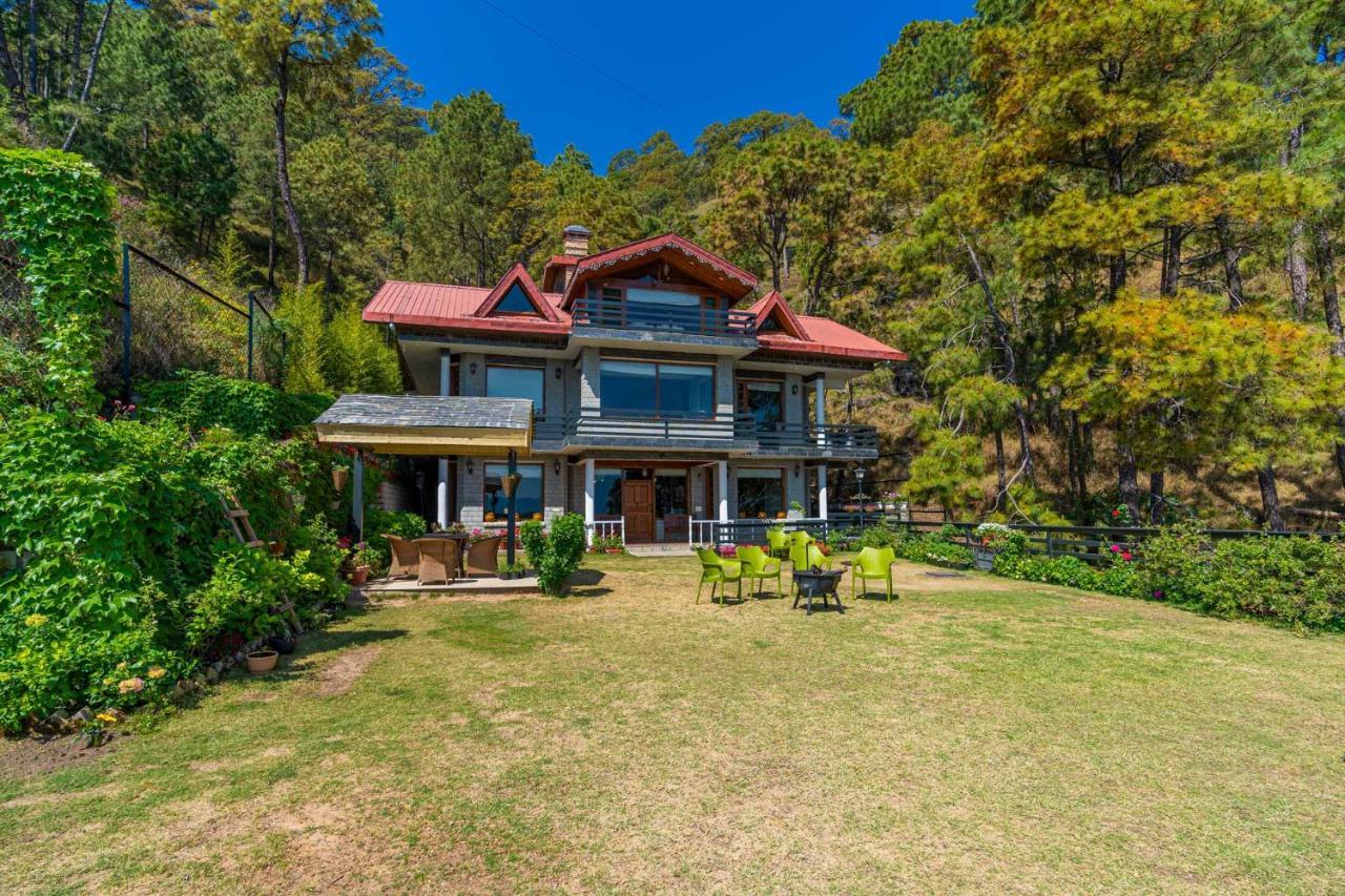 Stayvista At Floradale W Jacuzzi & Wood-Fire Pizza Kasauli Esterno foto